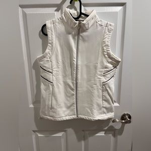 White vest, S